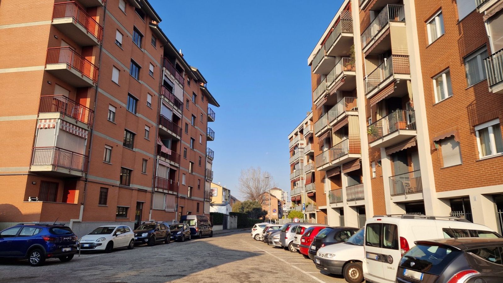 Via Barsanti 9, Torino, 2 Stanze da Letto Stanze da Letto, 4 Stanze Stanze,2 BagnoBagno,Appartamento,Vendita,Via Barsanti 9,1299