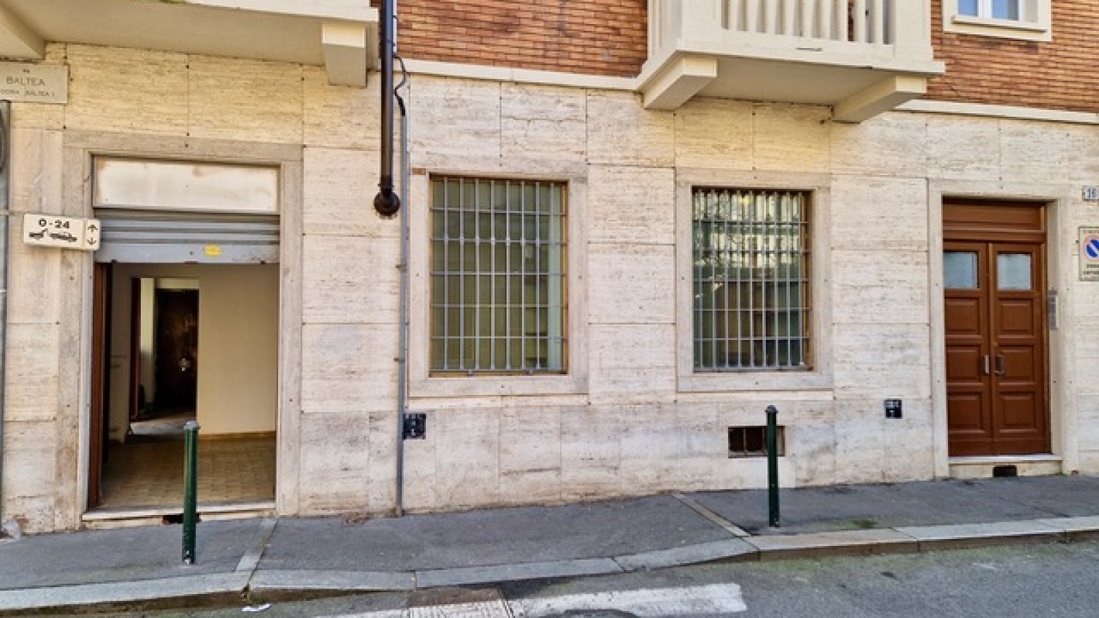 Via Leinì 37, Torino, 10155, 4 Stanze Stanze,1 BagnoBagno,Negozio,Vendita,Via Leinì 37,1303