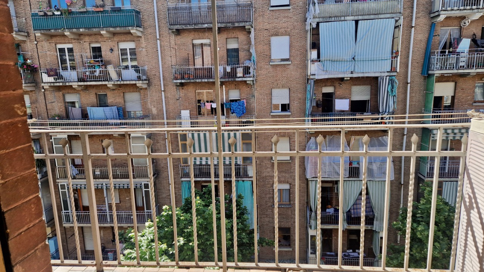 Via Alimonda 9, 10155, 3 Stanze da Letto Stanze da Letto, 4 Stanze Stanze,1 BagnoBagno,Appartamento,Vendita,Via Alimonda 9,1321