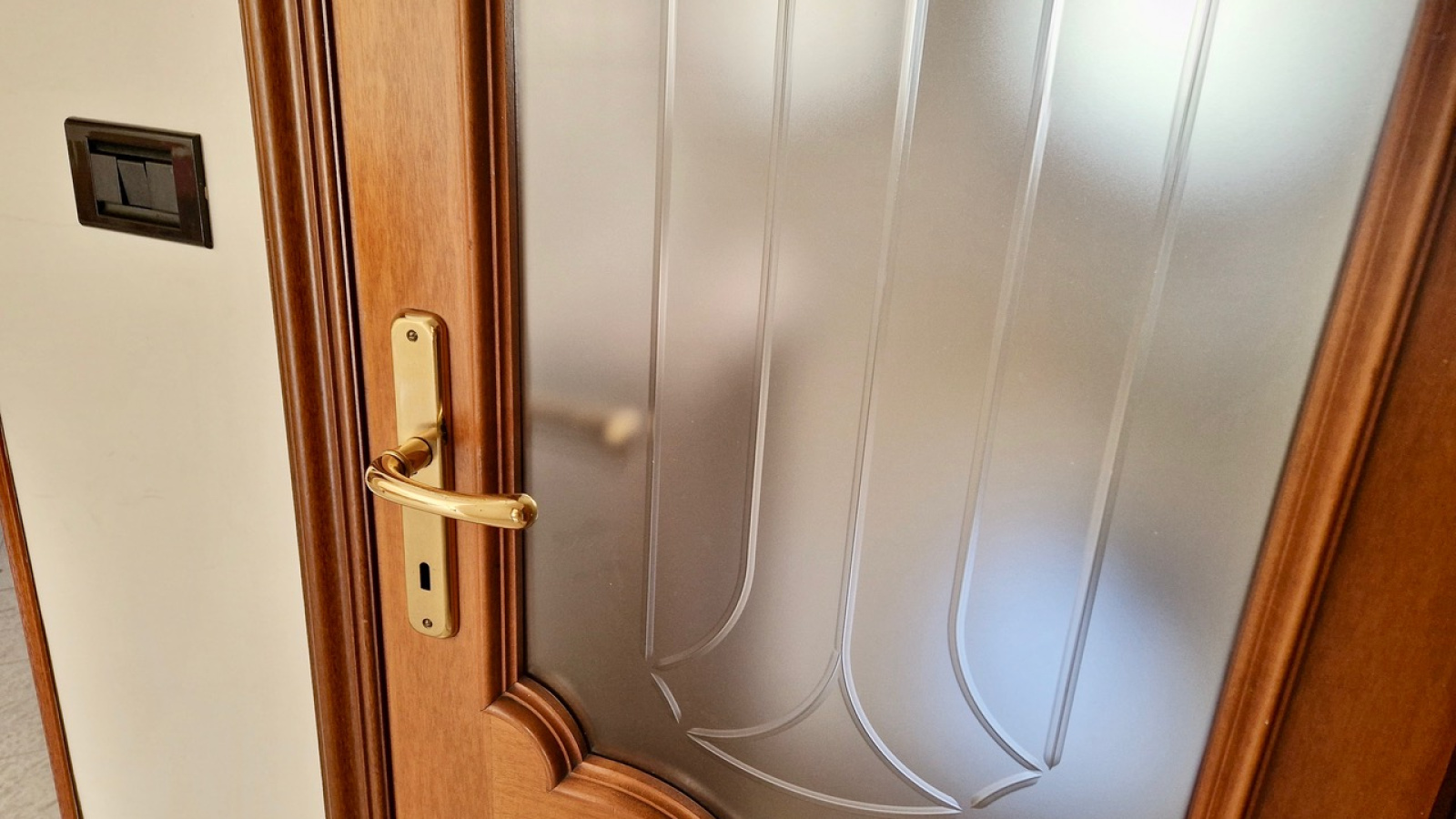 Via Alimonda 9, 10155, 3 Stanze da Letto Stanze da Letto, 4 Stanze Stanze,1 BagnoBagno,Appartamento,Vendita,Via Alimonda 9,1321