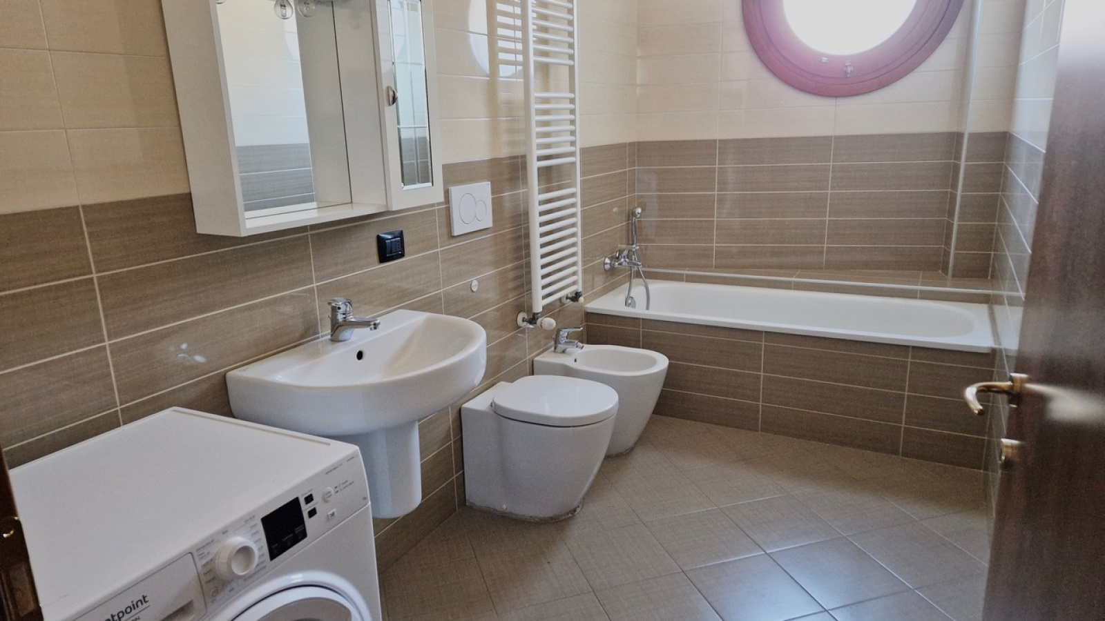 Corso Giulio Cesare 67, Torino, 10155, 2 Stanze da Letto Stanze da Letto, 4 Stanze Stanze,2 BagnoBagno,Appartamento,Vendita,Corso Giulio Cesare 67,1343