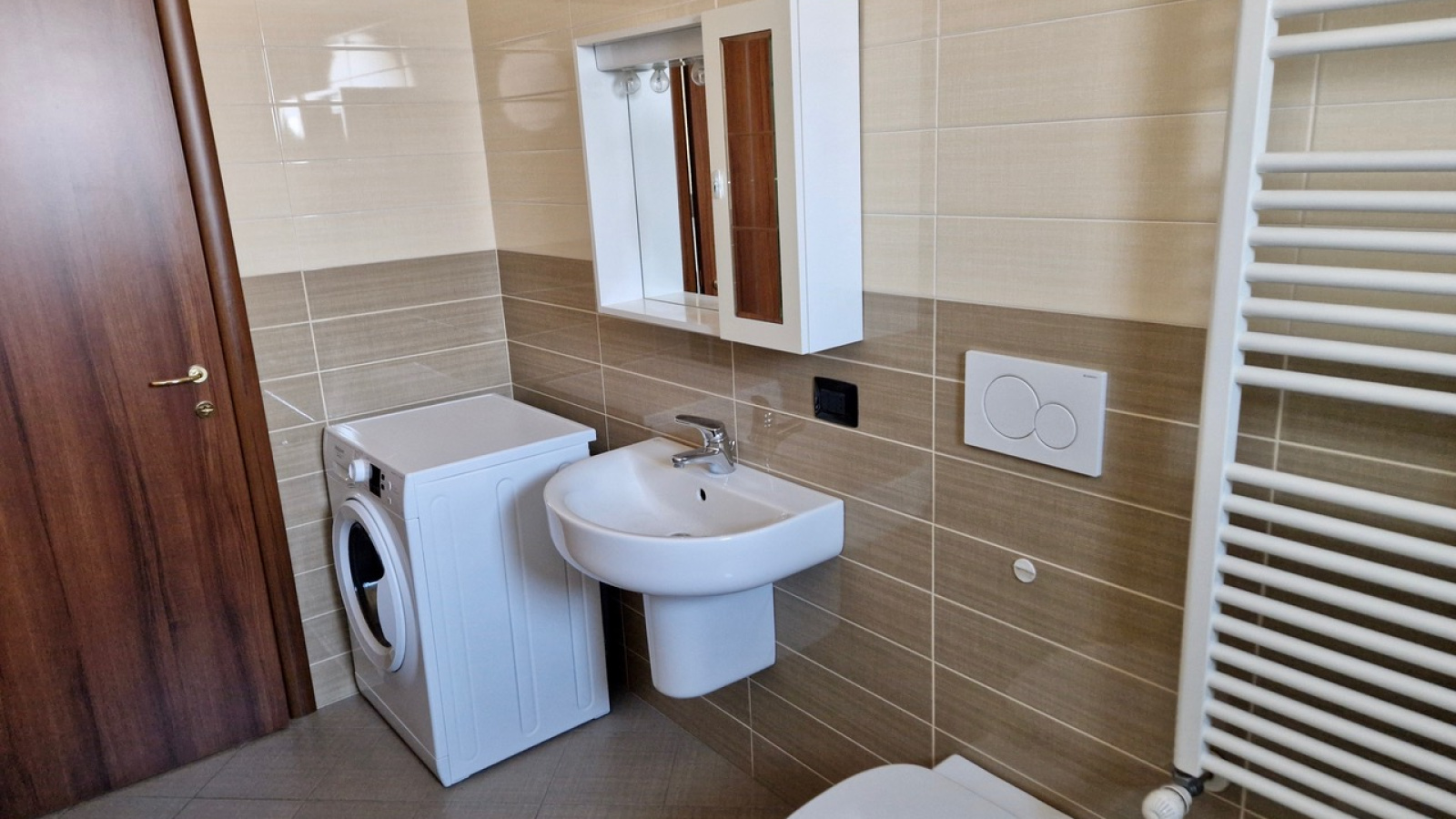 Corso Giulio Cesare 67, Torino, 10155, 2 Stanze da Letto Stanze da Letto, 4 Stanze Stanze,2 BagnoBagno,Appartamento,Vendita,Corso Giulio Cesare 67,1343