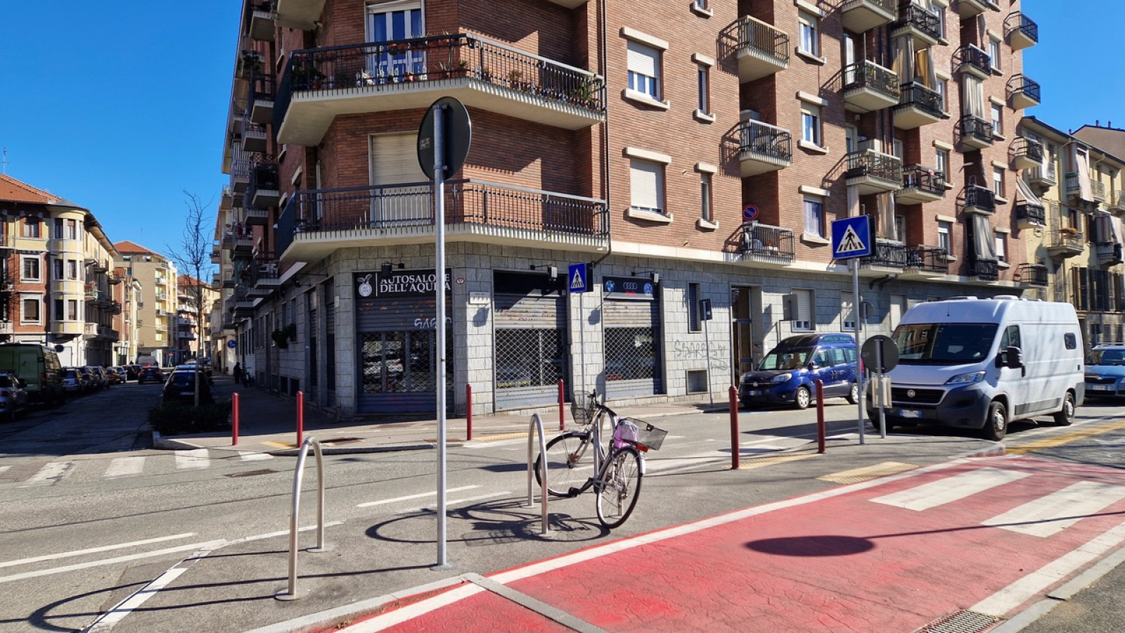 Via Cuneo 53, Torino, ,1 BagnoBagno,Laboratorio,Vendita,Via Cuneo 53,1346