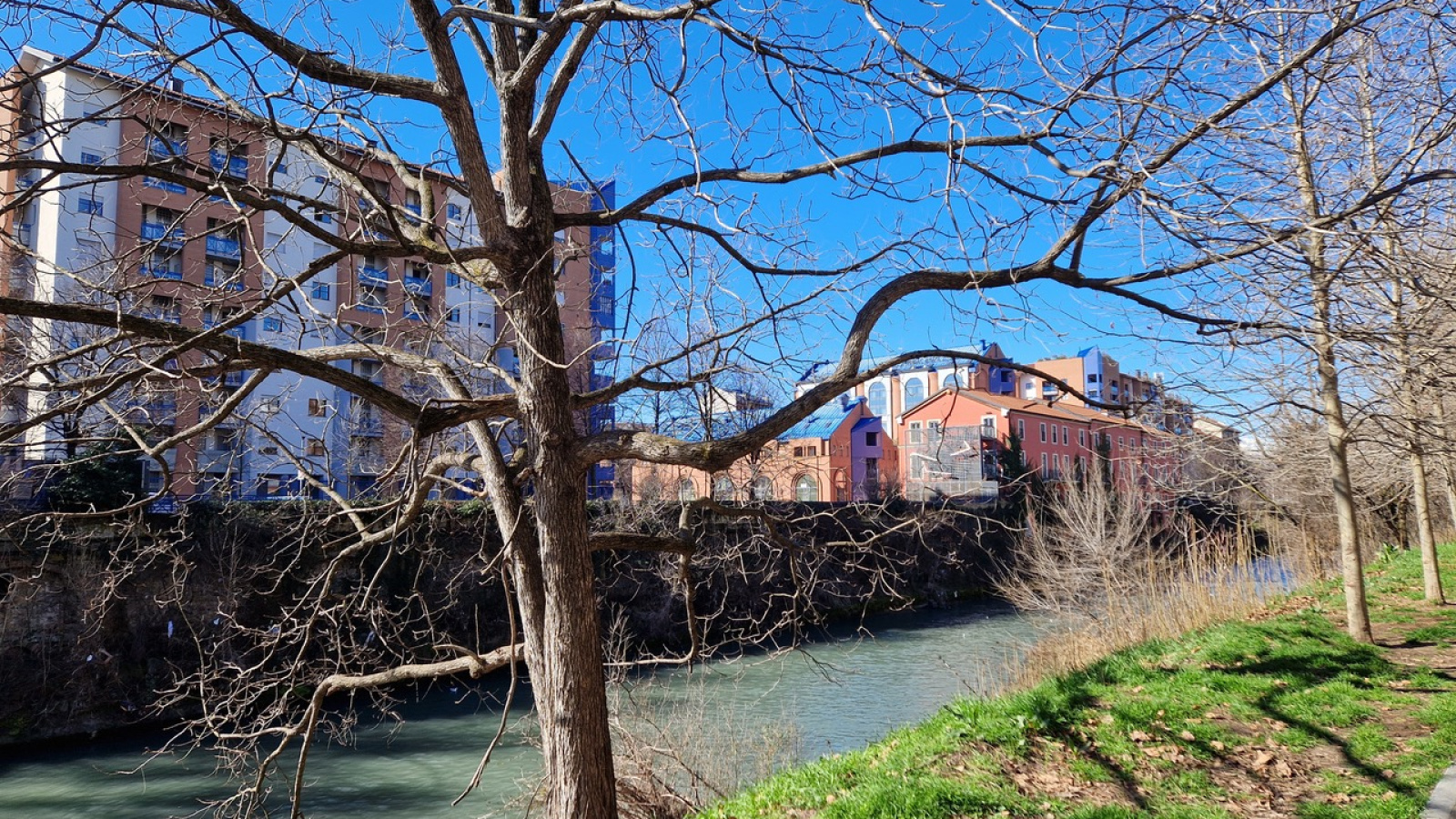 Via Cuneo 53, Torino, ,1 BagnoBagno,Laboratorio,Vendita,Via Cuneo 53,1346