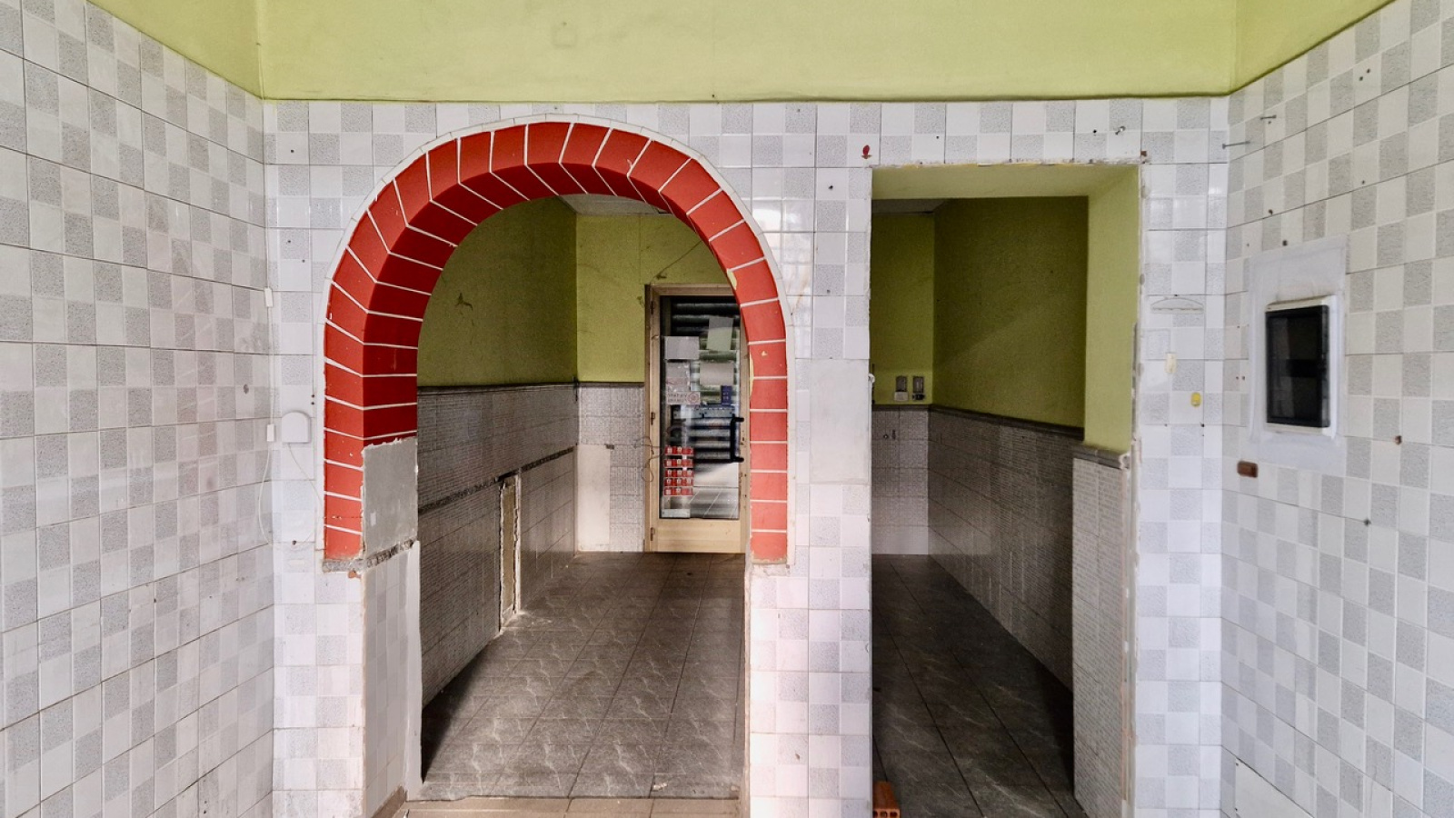 Corso Giulio Cesare 125/A, 2 Stanze Stanze,Negozio,Affitto,Corso Giulio Cesare 125/A,1358