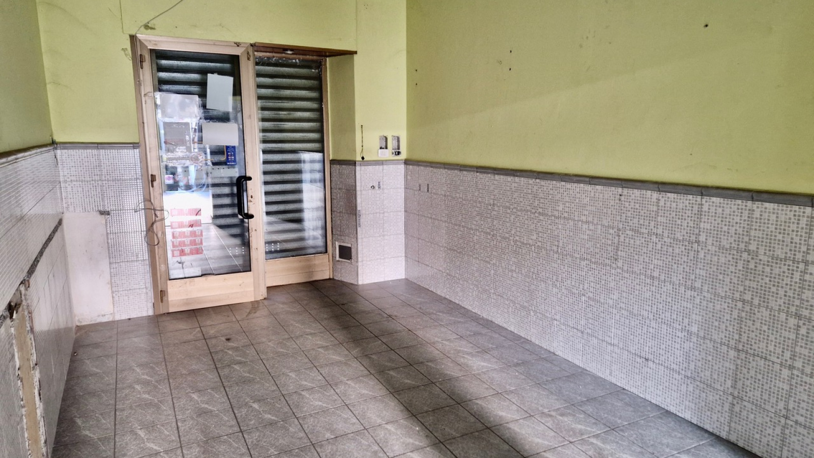 Corso Giulio Cesare 125/A, 2 Stanze Stanze,Negozio,Affitto,Corso Giulio Cesare 125/A,1358