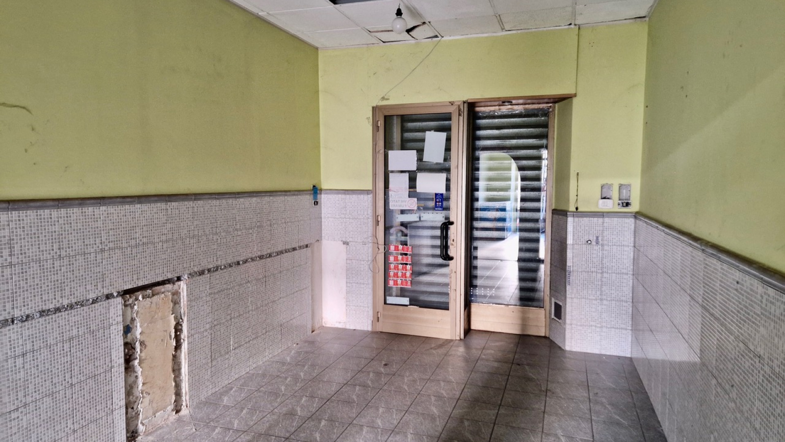 Corso Giulio Cesare 125/A, 2 Stanze Stanze,Negozio,Affitto,Corso Giulio Cesare 125/A,1358